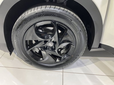 Alfa Romeo Junior 1.2 ibrida 145cv edct6 (15)