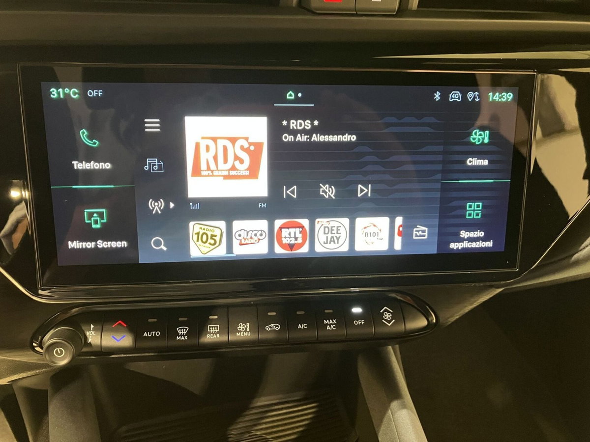 Alfa Romeo Junior 1.2 ibrida 145cv edct6 (8)