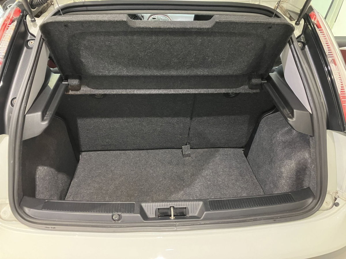 Fiat Punto Evo 1.3 MJT 95 DPF S&S 5p.Van Dynamic (12)