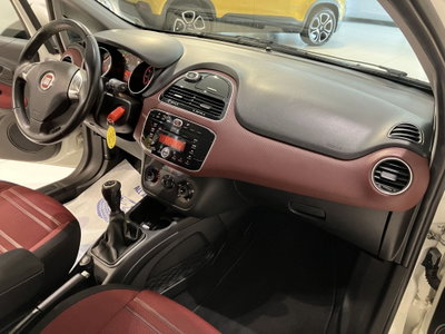 Fiat Punto Evo 1.3 MJT 95 DPF S&S 5p.Van Dynamic (19)