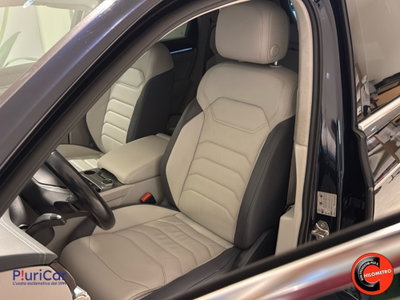 Volkswagen Touareg 3.0 V6 tdi scr Elegance 231cv auto (3)