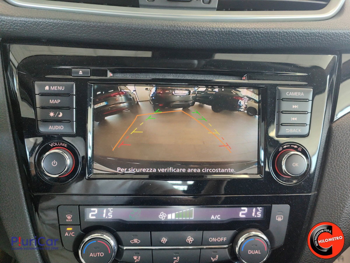 Nissan Qashqai 1.3 DIG-T 140 CV N-Connecta (12)