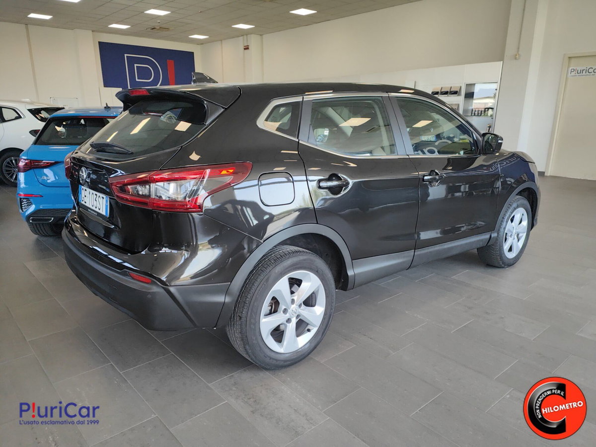 Nissan Qashqai 1.3 DIG-T 140 CV N-Connecta (8)
