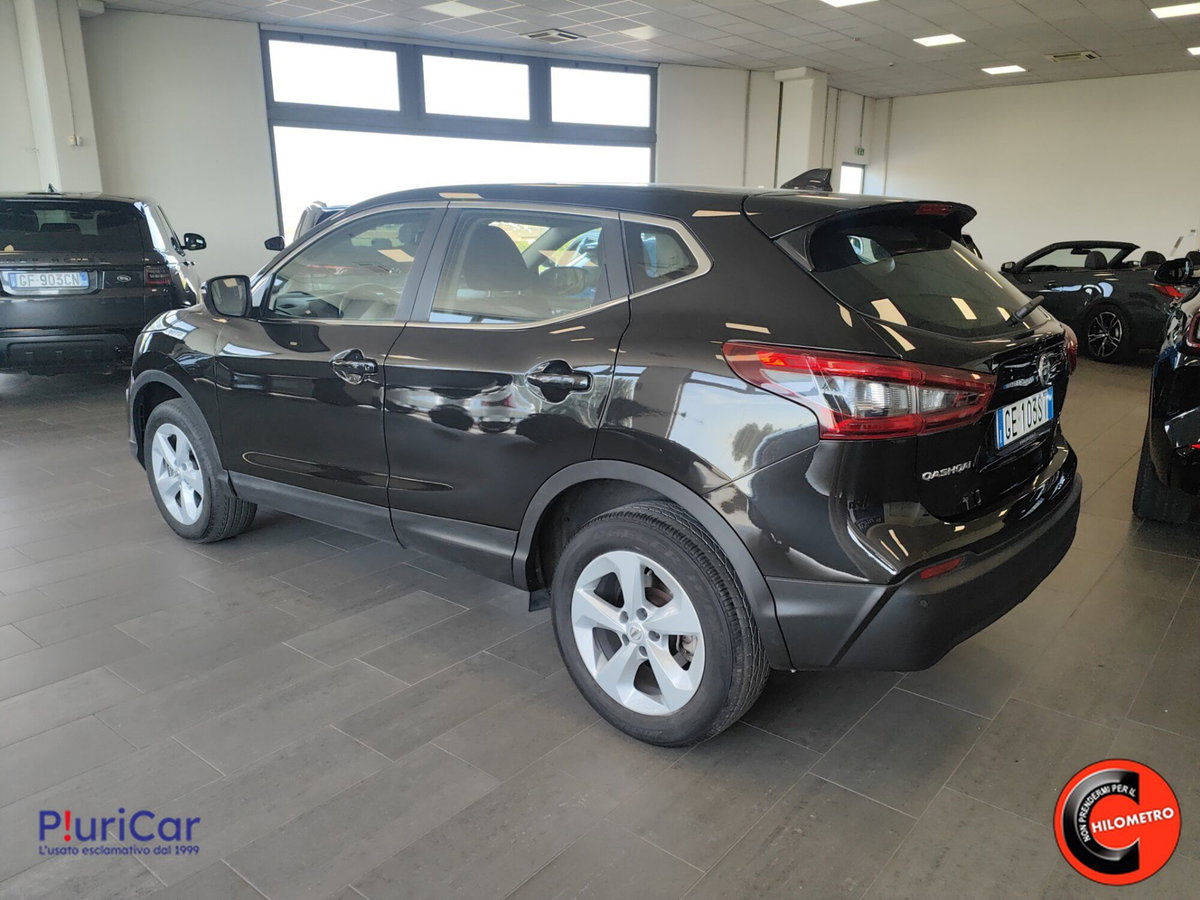 Nissan Qashqai 1.3 DIG-T 140 CV N-Connecta (9)
