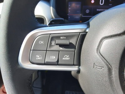 Jeep Avenger 1.2 turbo e-hybrid mhev Altitude fwd 110cv edct6 (19)