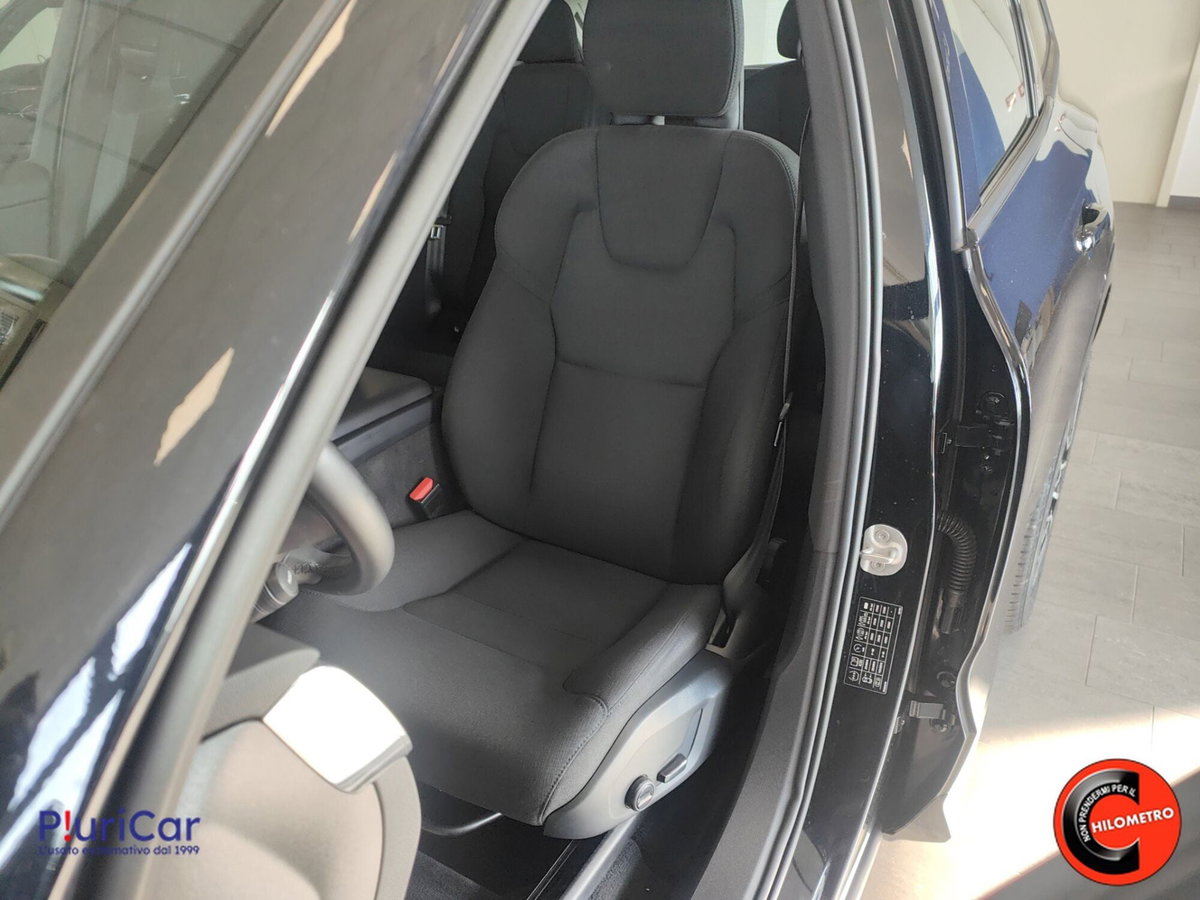 Volvo XC60 B4 Geartronic R-design (4)
