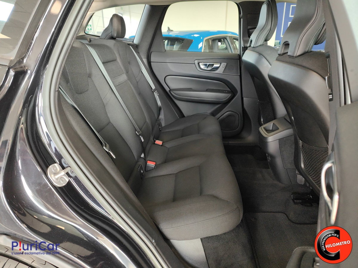 Volvo XC60 B4 Geartronic R-design (6)