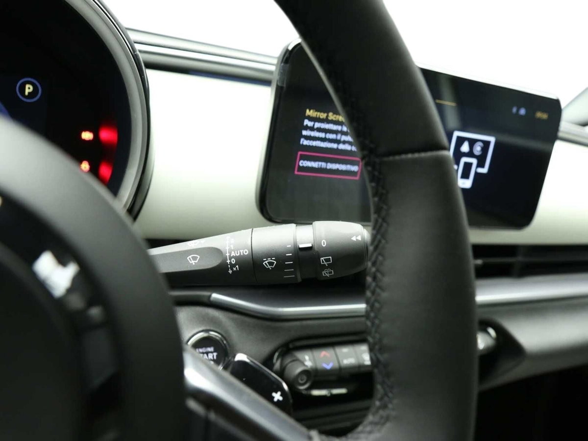 Fiat 600 1.2 hybrid La Prima II 110cv auto (16)