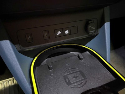 Fiat Grande Panda 1.2 hybrid La Prima 110cv edct (13)