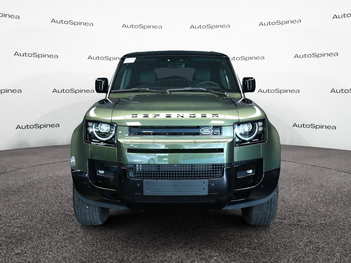 Land Rover Defender 110 3.0d i6 mhev X-Dynamic HSE awd 250cv auto (2)