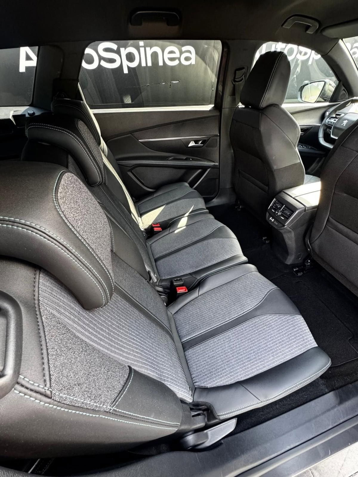 Peugeot 5008 1.5 bluehdi Allure Pack s&s 130cv eat8 (16)