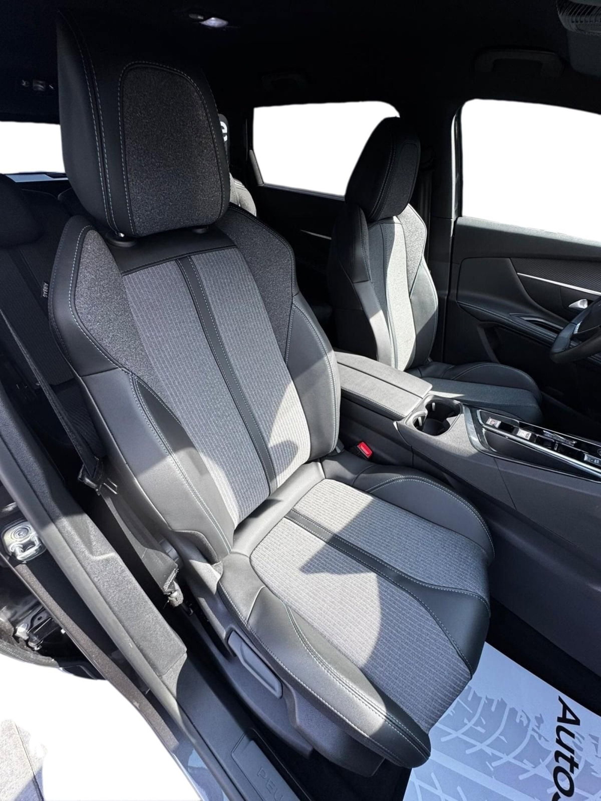 Peugeot 5008 1.5 bluehdi Allure Pack s&s 130cv eat8 (18)
