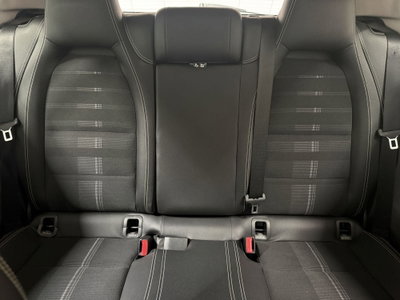 Mercedes-Benz GLA SUV 200 d Sport (12)