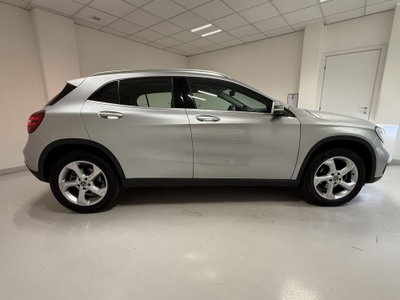 Mercedes-Benz GLA SUV 200 d Sport (17)