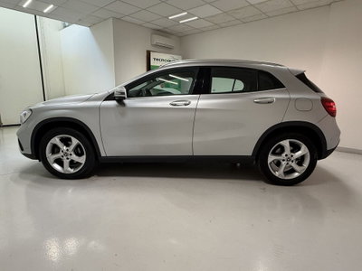 Mercedes-Benz GLA SUV 200 d Sport (8)