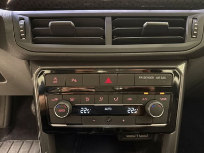 Volkswagen T-Cross 1.0 tsi R-Line 115cv dsg (6)