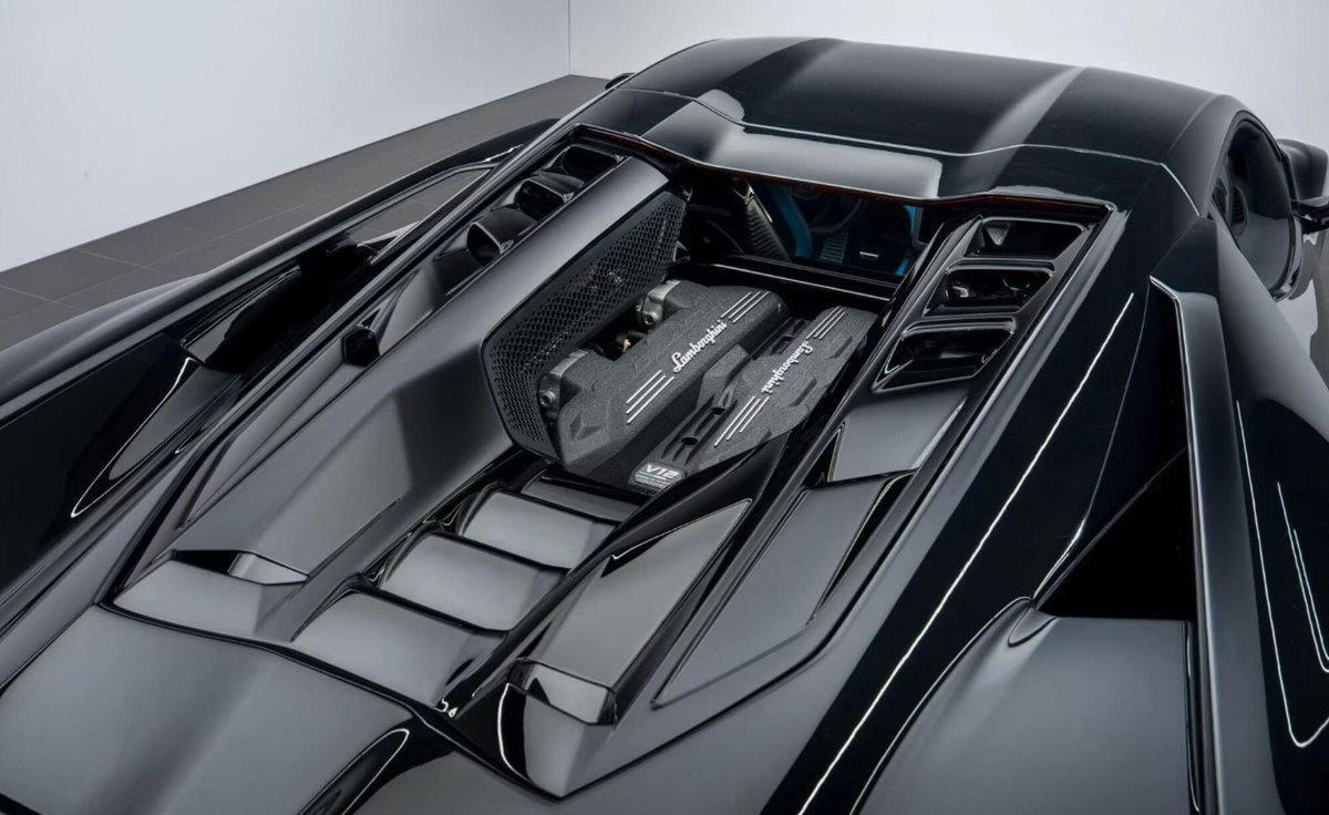 Lamborghini Revuelto 6.5 V12 hpev (10)