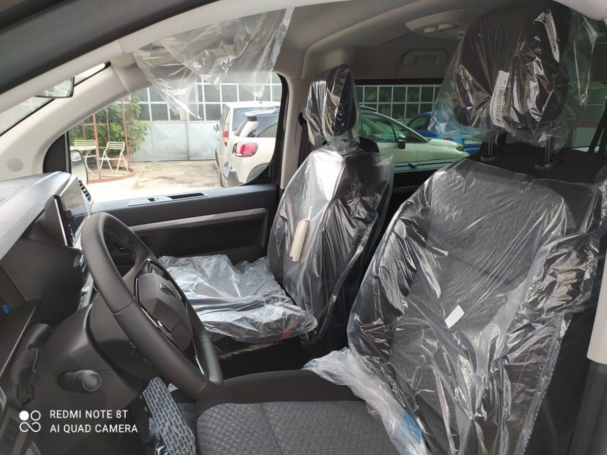 Peugeot Traveller M1 std 2.2 Bluehdi 180cv S&S Business eat8 (12)
