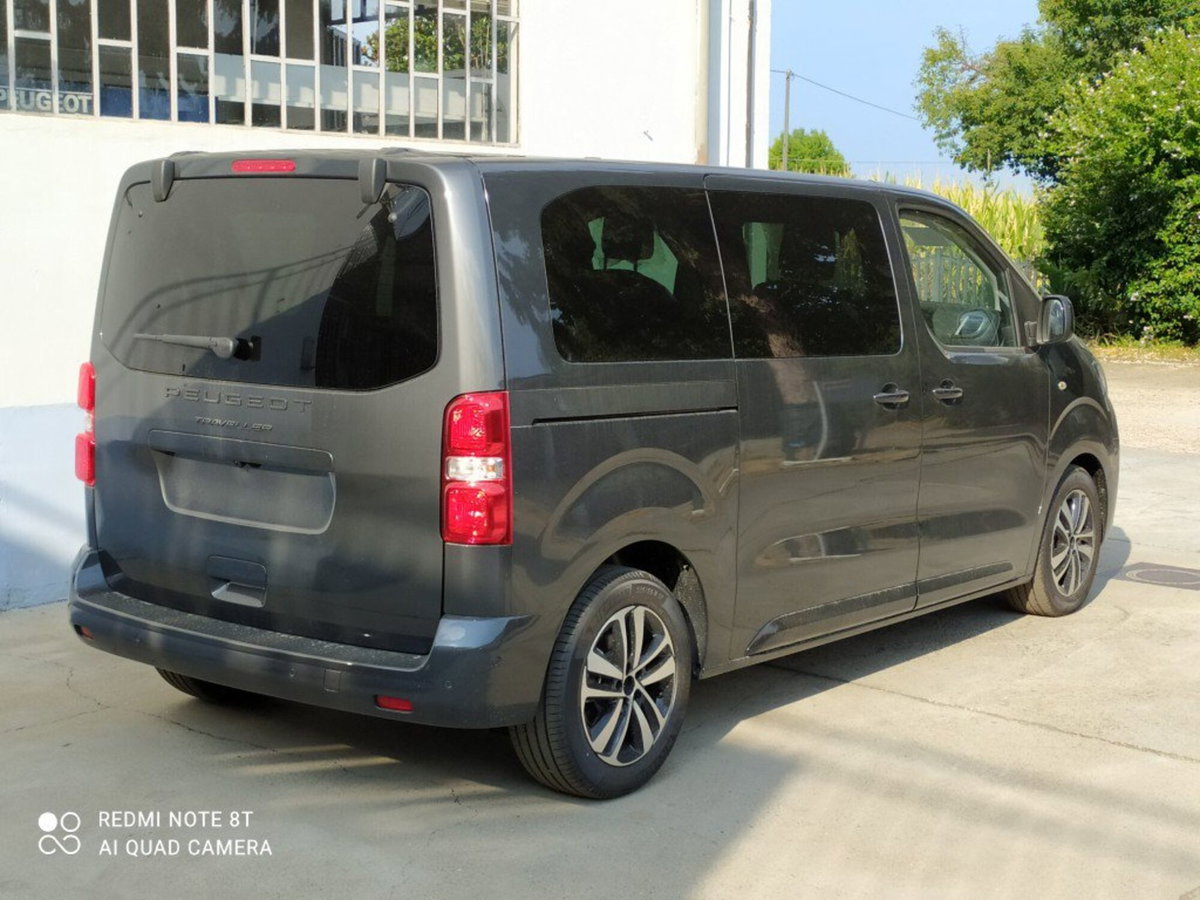 Peugeot Traveller M1 std 2.2 Bluehdi 180cv S&S Business eat8 (5)