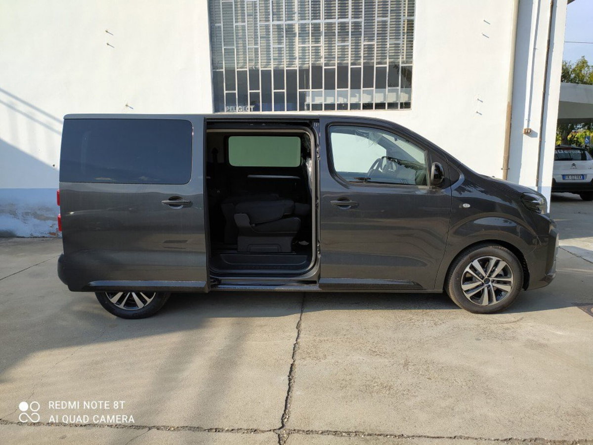 Peugeot Traveller M1 std 2.2 Bluehdi 180cv S&S Business eat8 (7)