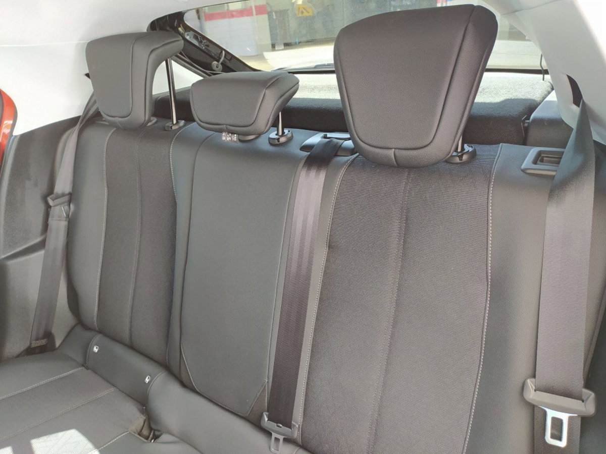 Opel Corsa-e 5 porte Elegance (12)