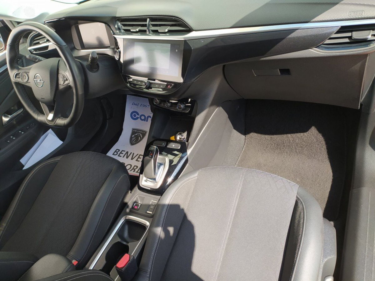 Opel Corsa-e 5 porte Elegance (14)