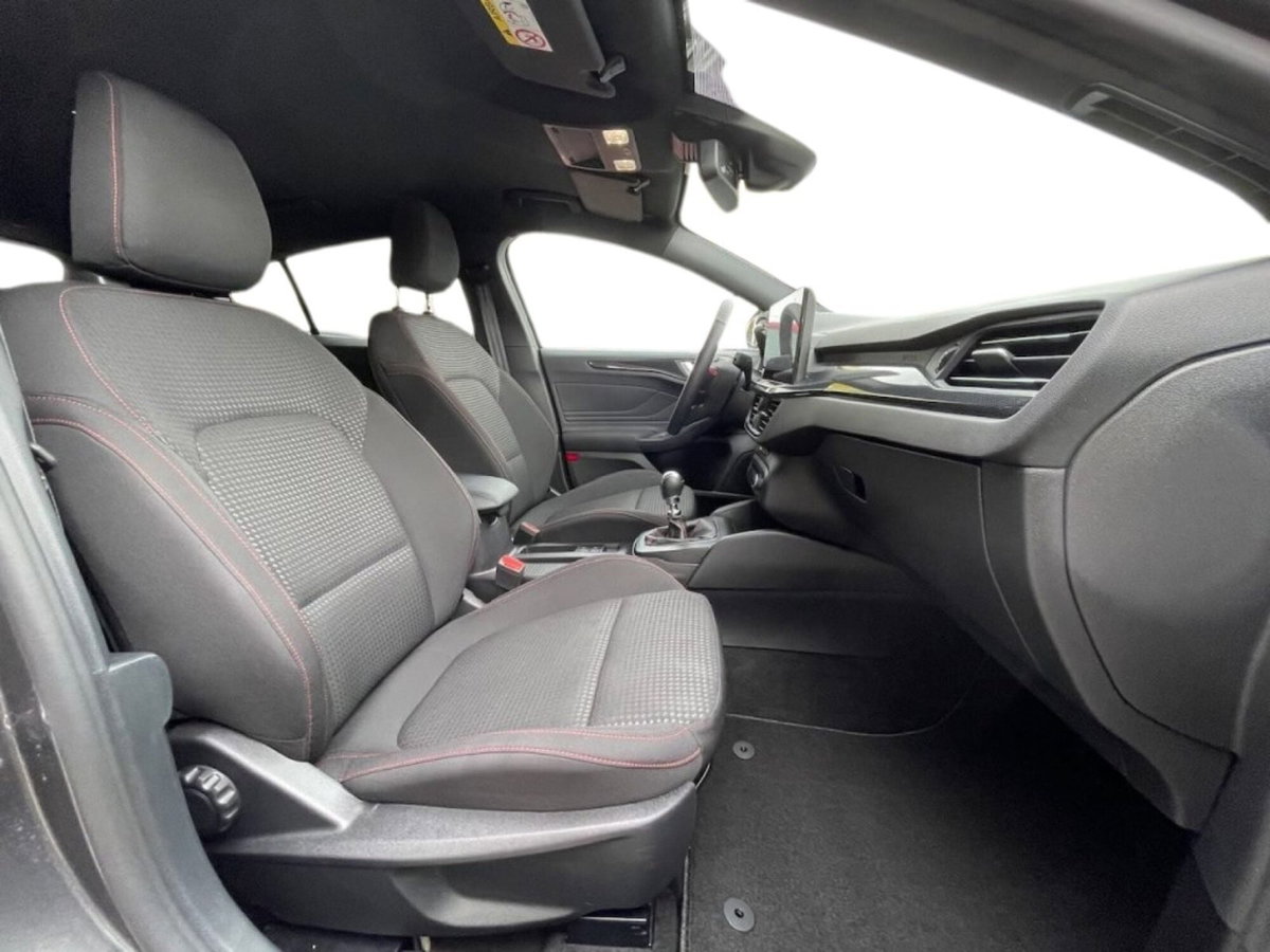 Ford Focus 1.0 EcoBoost Hybrid 125 CV Powershift 5p. Active Style (14)