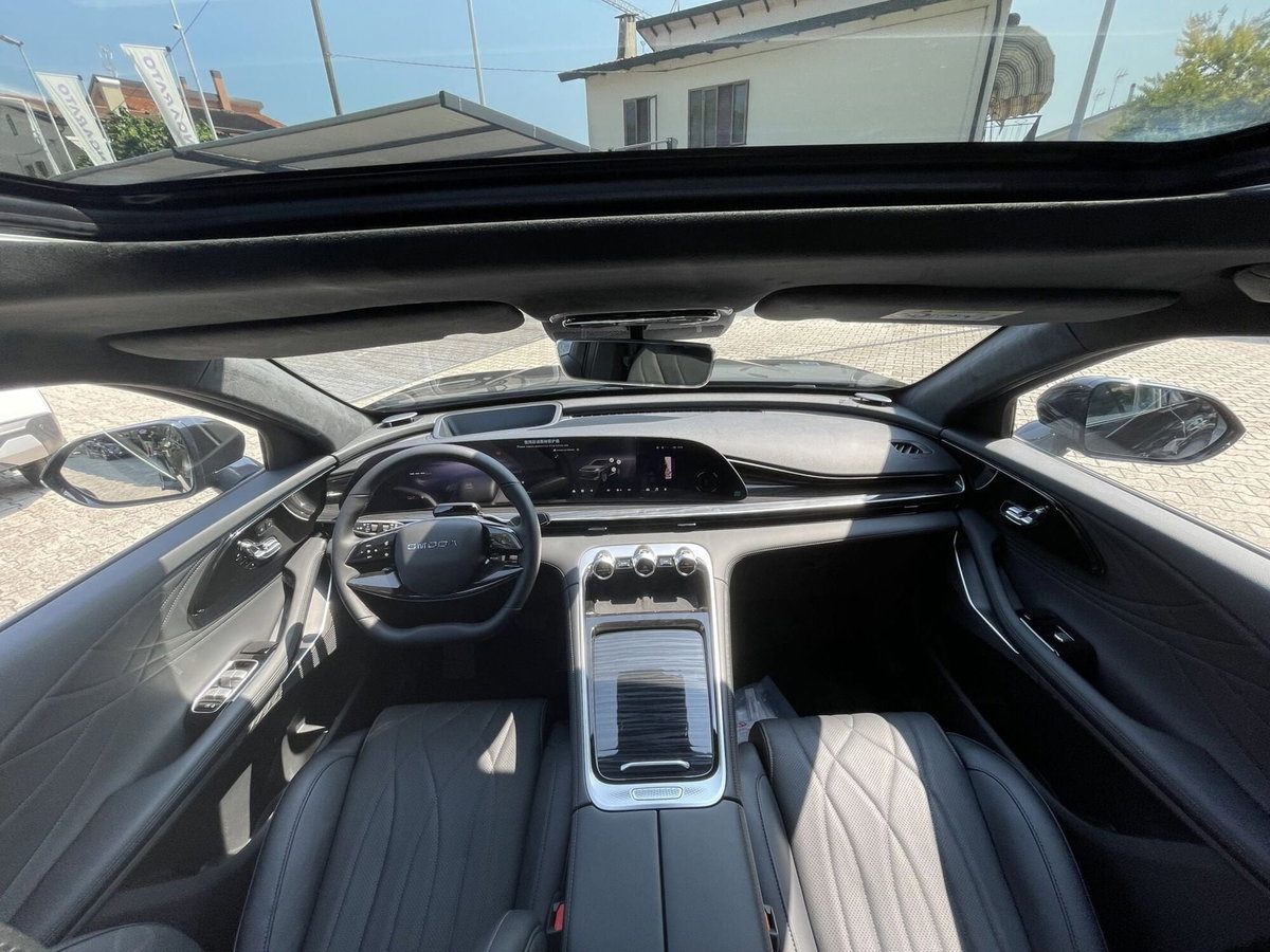 Omoda Omoda 9 SHS-P 1.5 tgdi phev Premium i-awd (7)
