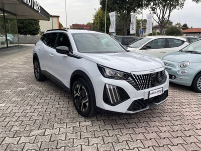 Peugeot 2008 1.2 turbo Allure 100cv (3)