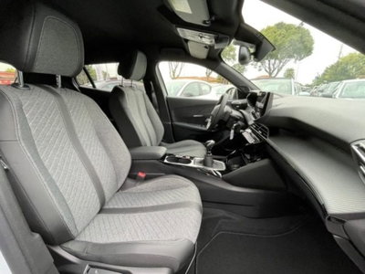 Peugeot 2008 1.2 turbo Allure 100cv (7)