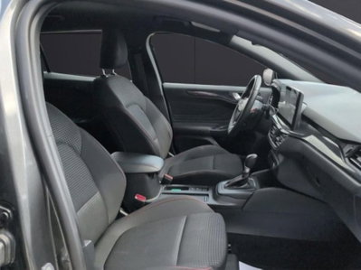 Ford Focus 1.0 EcoBoost Hybrid 125 CV Power. 5p. ST-Line Style (13)