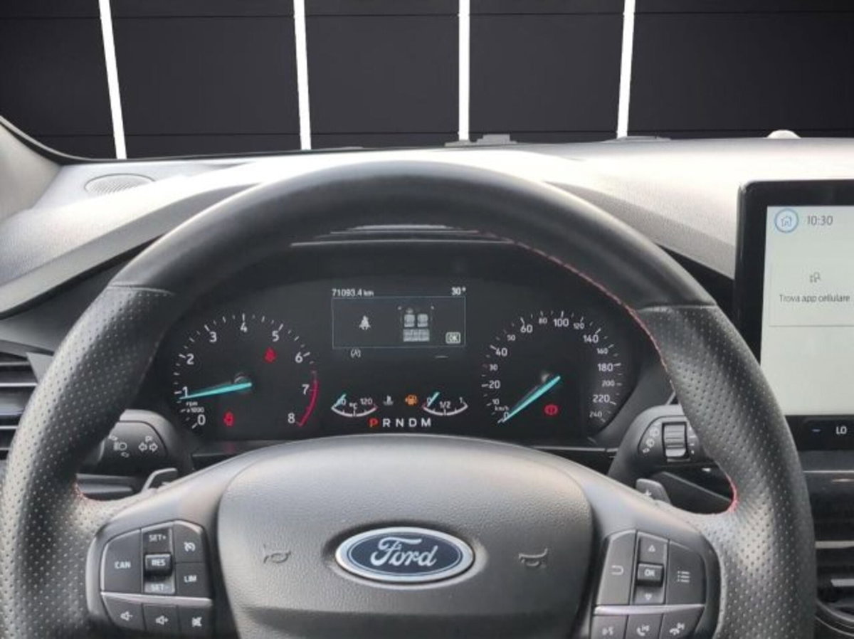 Ford Focus 1.0 EcoBoost Hybrid 125 CV Power. 5p. ST-Line Style (17)
