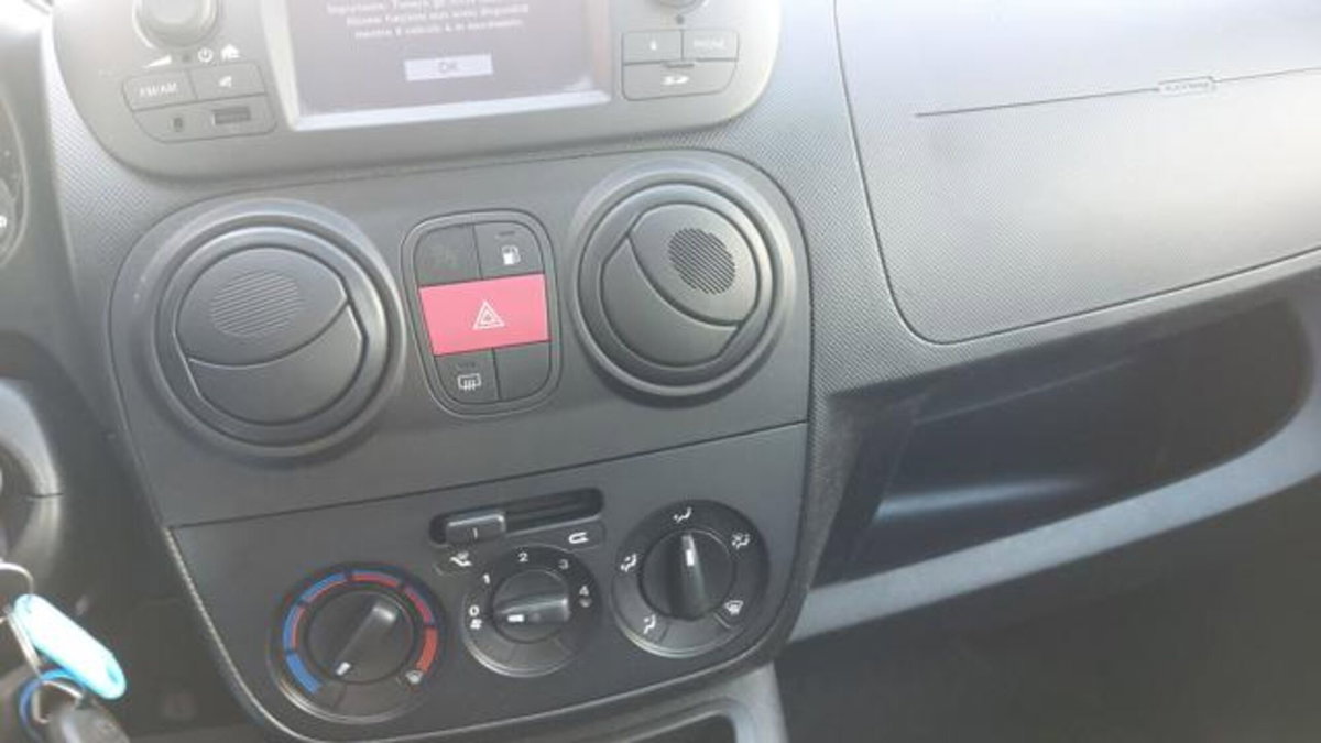 Fiat Qubo 1.4 8V 77 CV Easy (10)