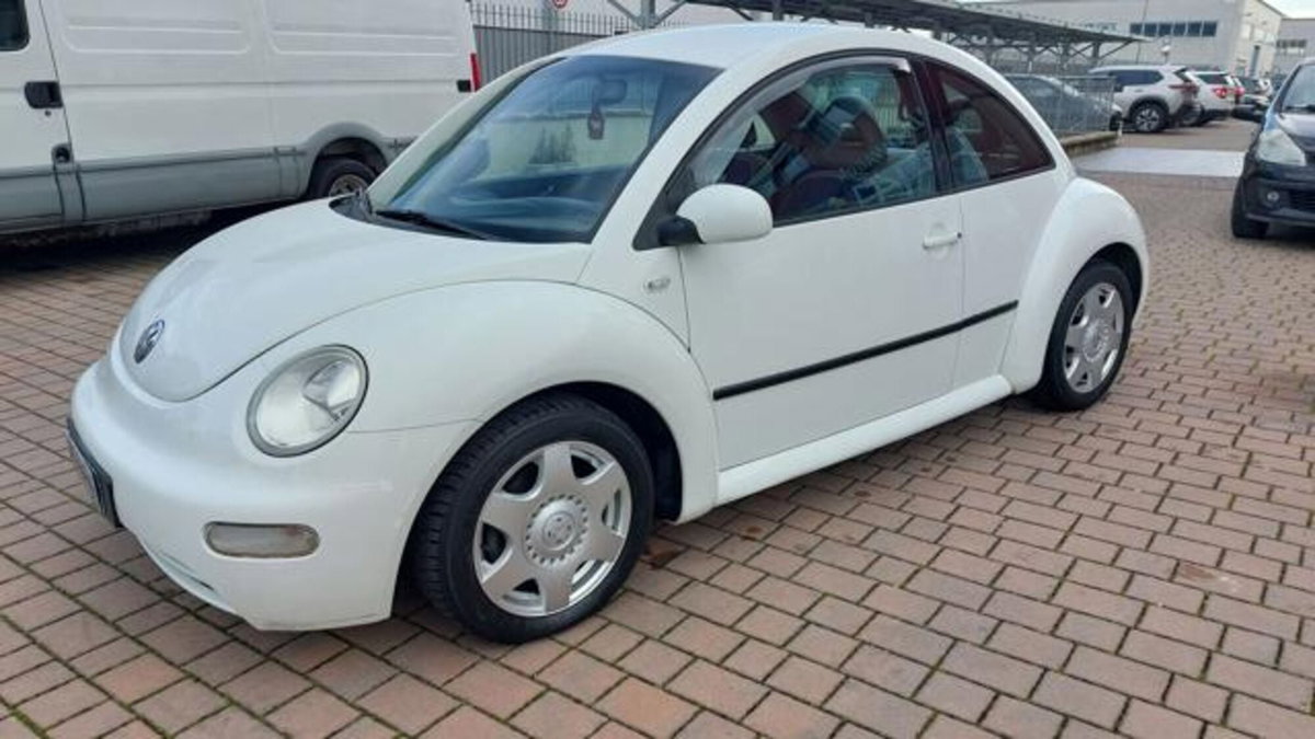 Volkswagen New Beetle TDI (5)