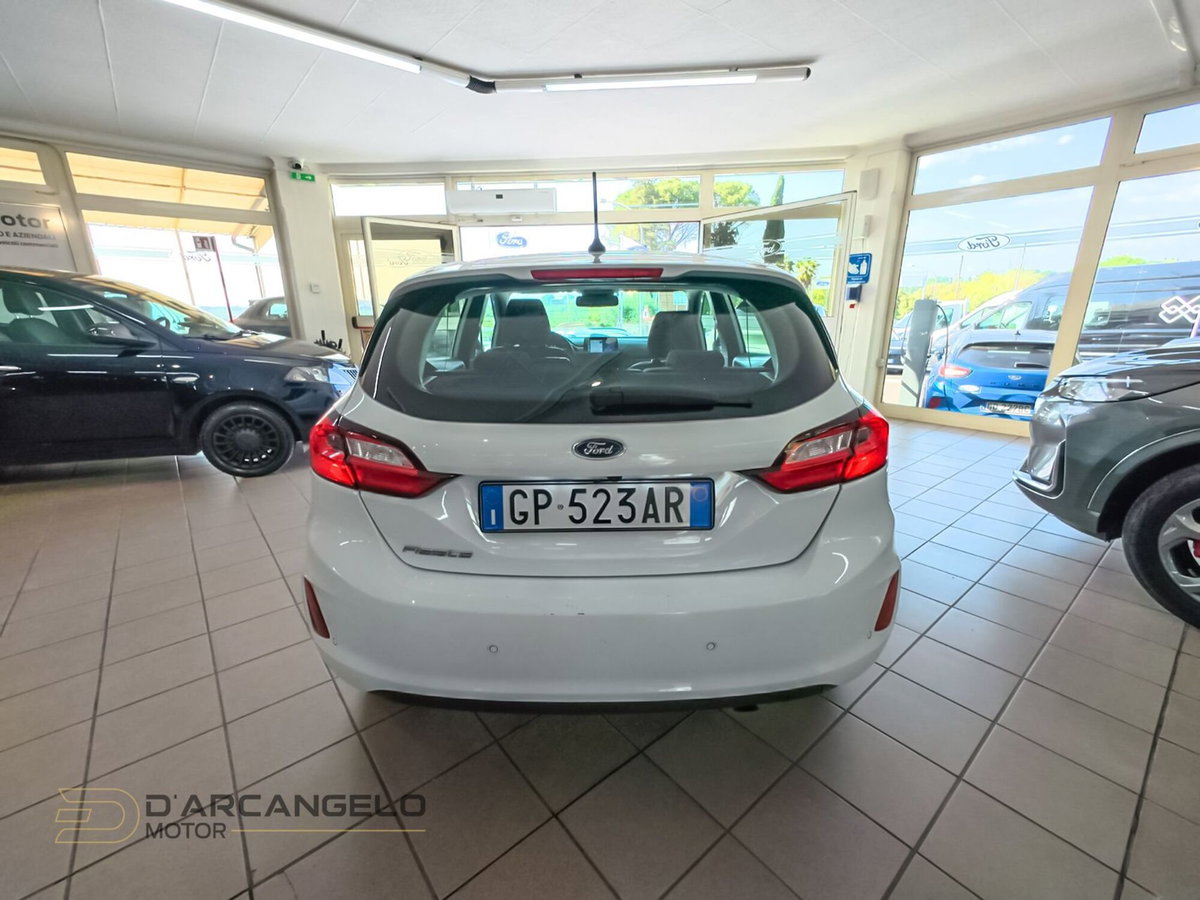 Ford Fiesta 1.1 75 CV 5 porte Titanium (6)