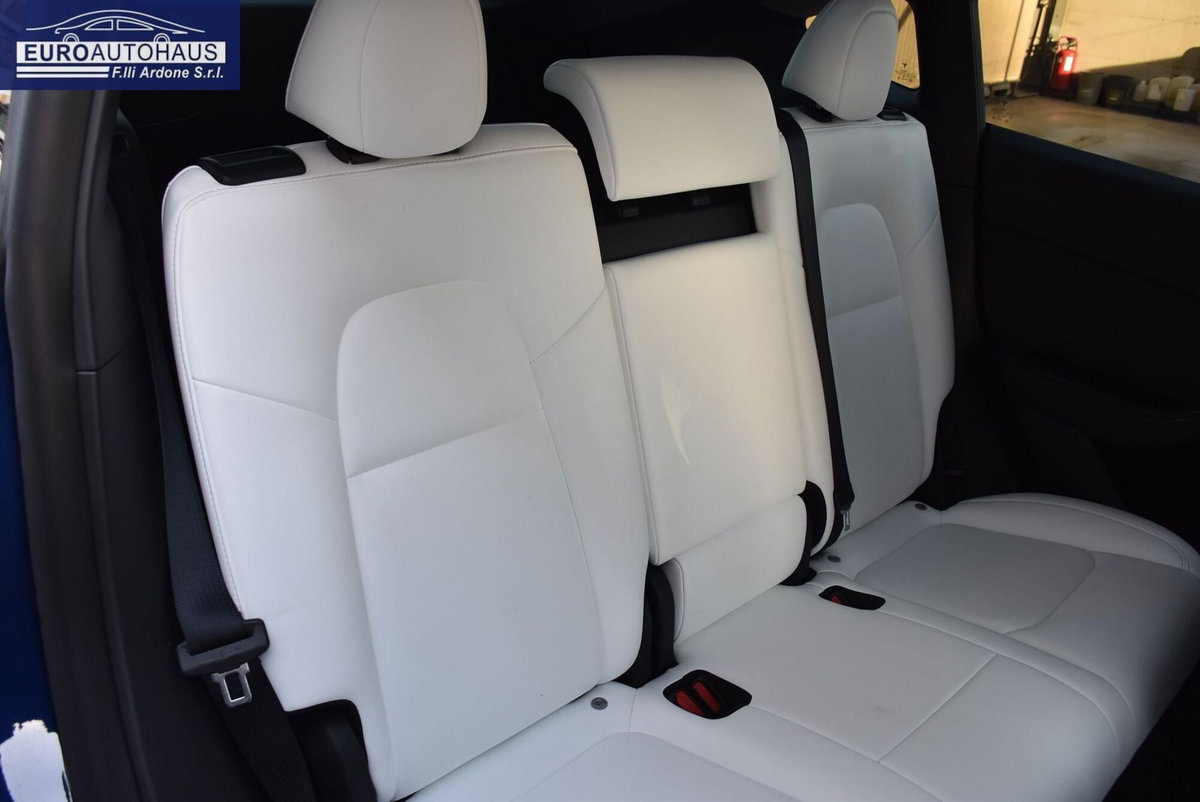 Tesla Model Y Long Range Dual Motor awd (19)