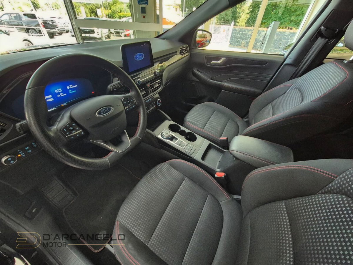 Ford Kuga 2.5 Full Hybrid 190 CV CVT 2WD ST-Line X (12)