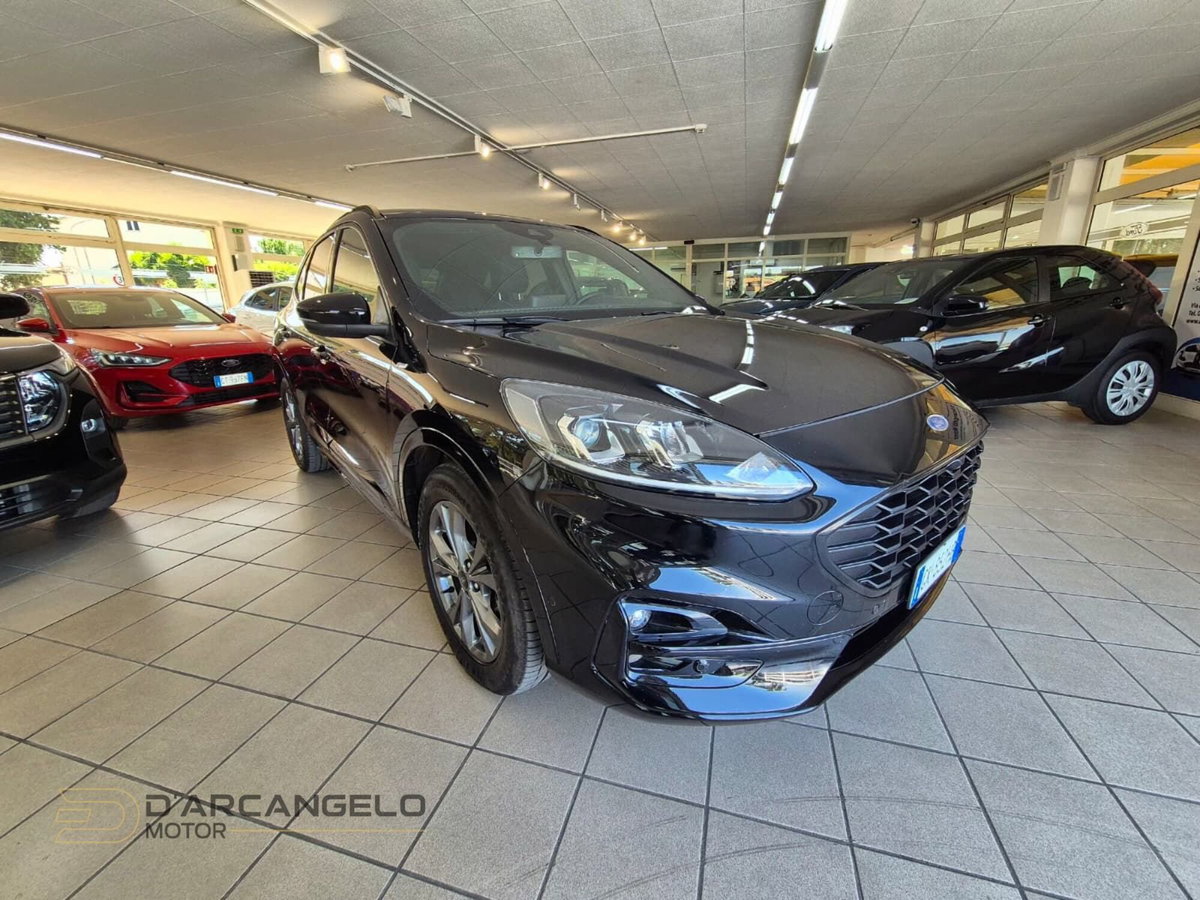 Ford Kuga 2.5 Full Hybrid 190 CV CVT 2WD ST-Line X (3)