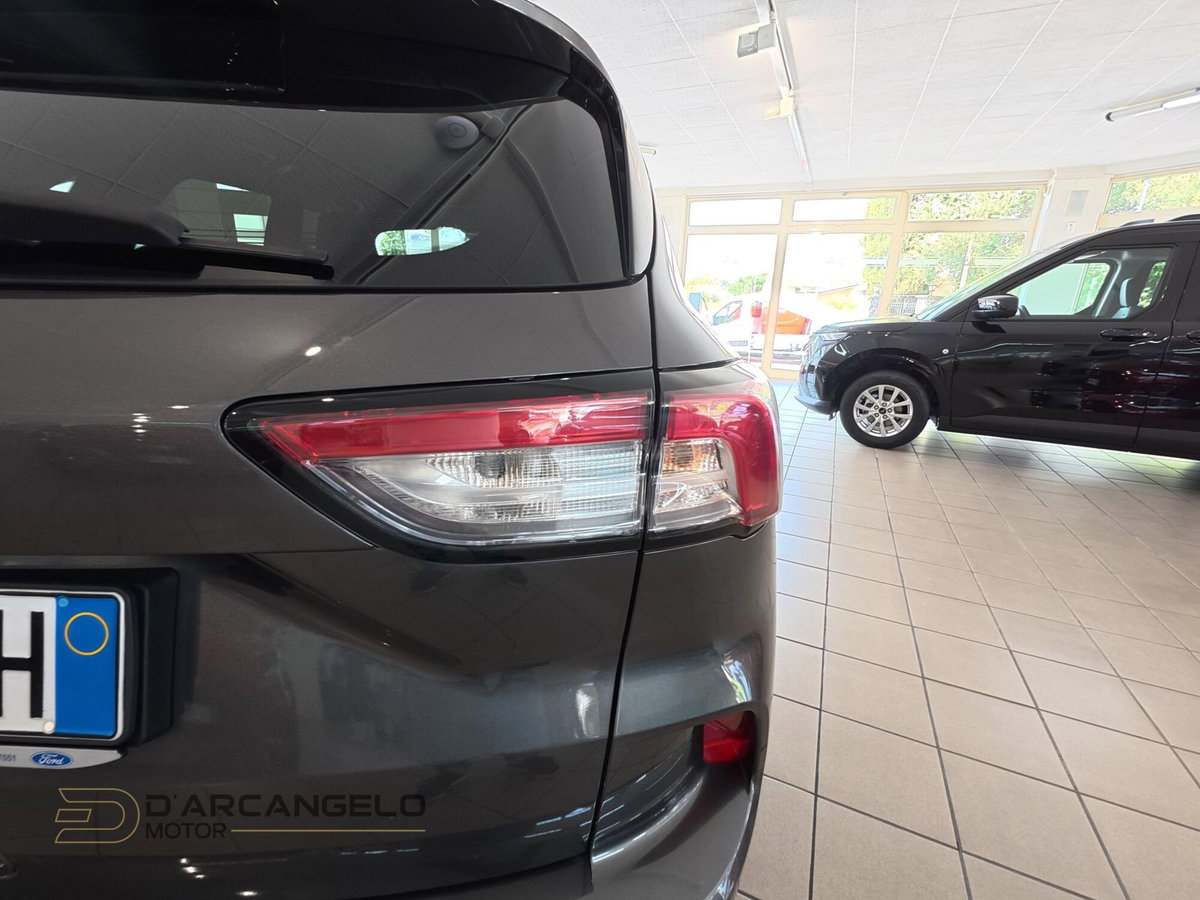 Ford Kuga 1.5 EcoBlue 120 CV 2WD ST-Line (12)