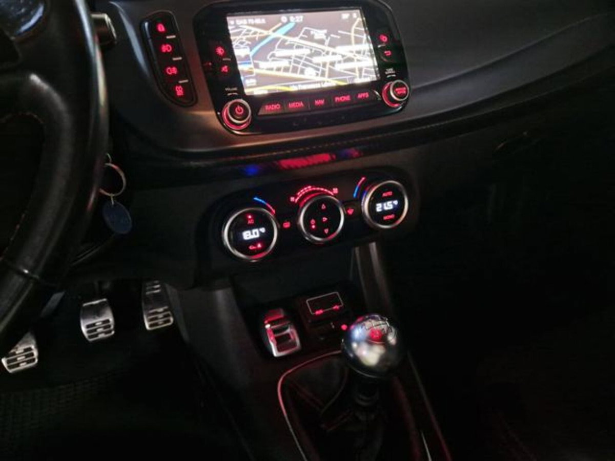 Alfa Romeo Giulietta 1.4 Turbo Giulietta 120cv (10)