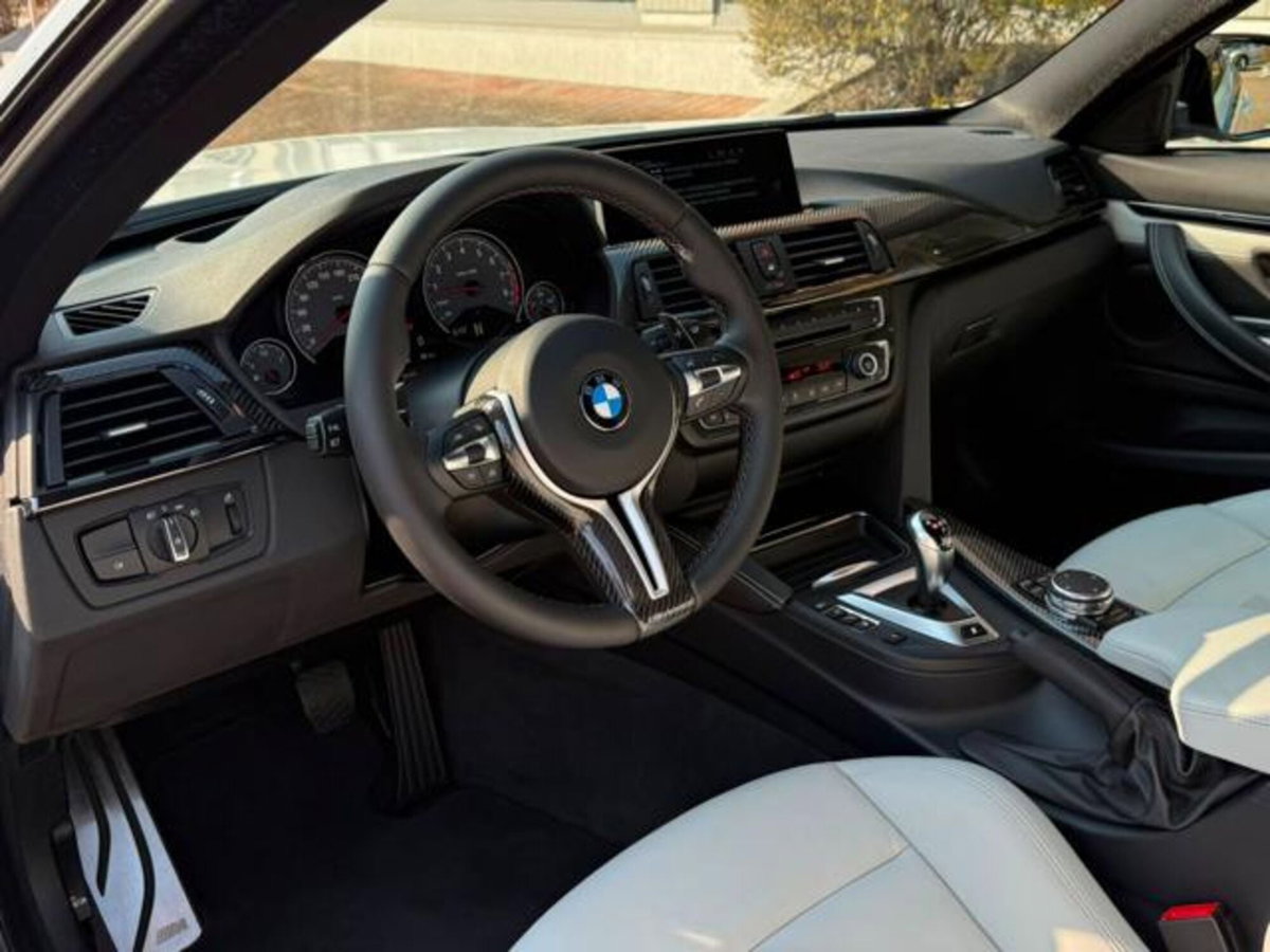 BMW Serie 4 Coupé M4 (7)