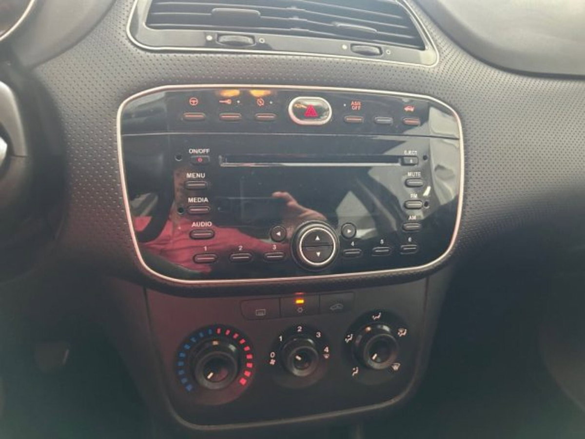 Fiat Punto Evo 1.2 5 porte S&S Dynamic (13)