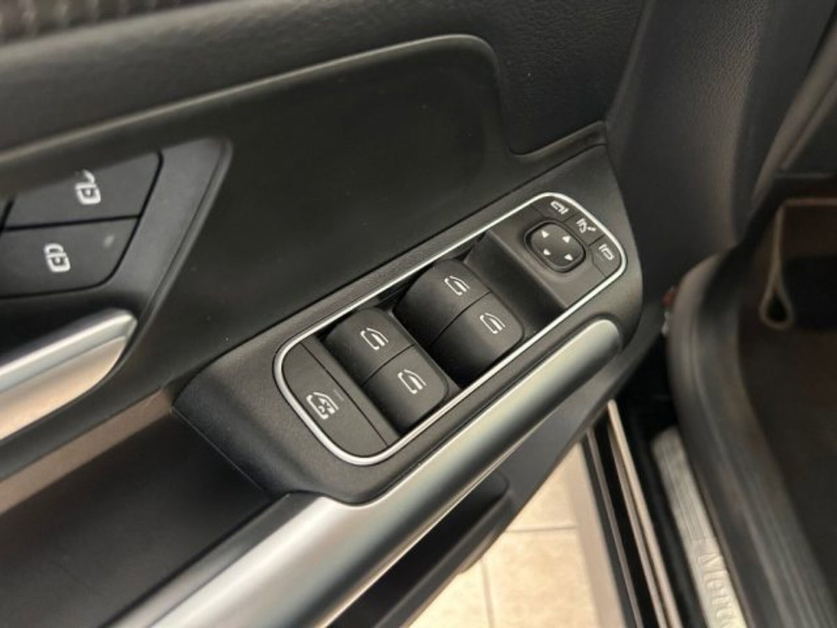 Mercedes-Benz GLA SUV 200 d Automatic Sport Plus (19)