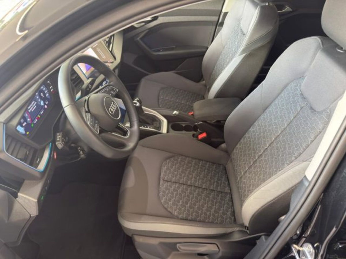 Audi A1 allstreet 30 1.0 tfsi Business 116cv (8)