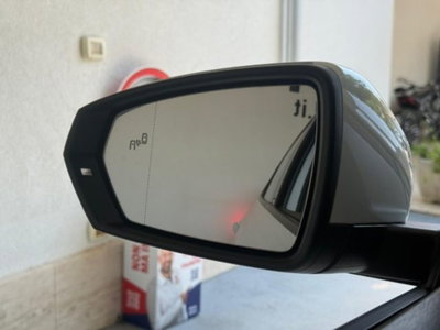 Volkswagen Polo 1.0 tsi Style 95cv (18)