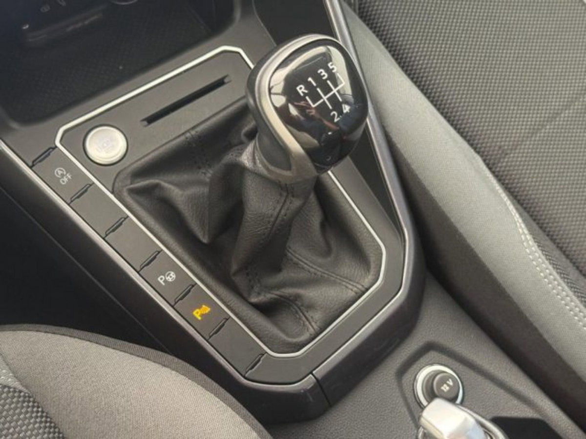 Volkswagen Polo 1.0 tsi Style 95cv (19)