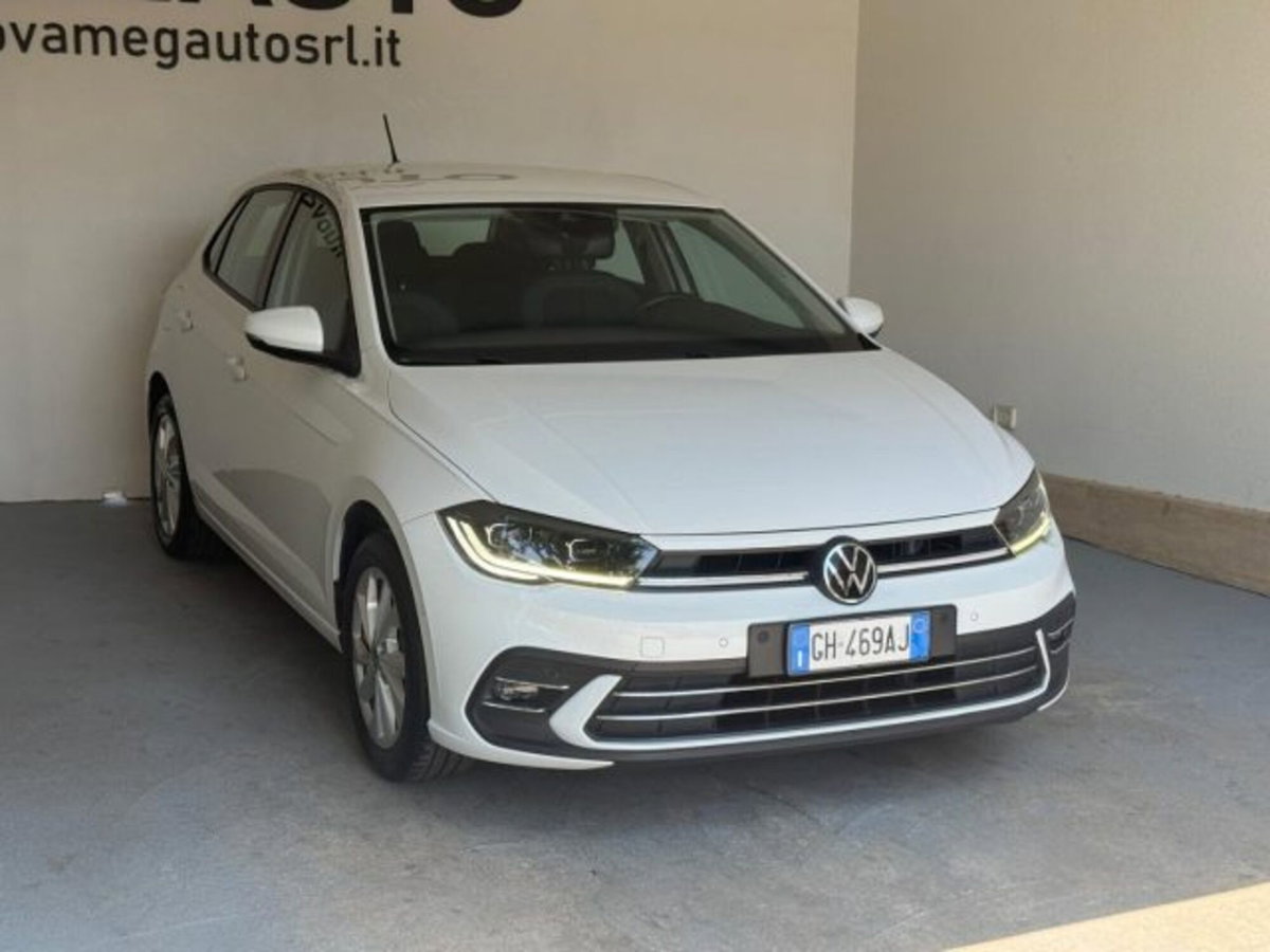 Volkswagen Polo 1.0 tsi Style 95cv (2)