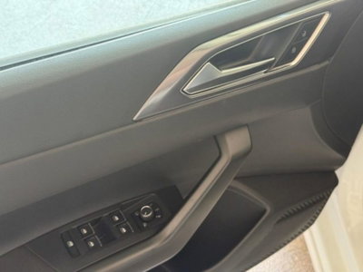 Volkswagen Polo 1.0 tsi Style 95cv (20)