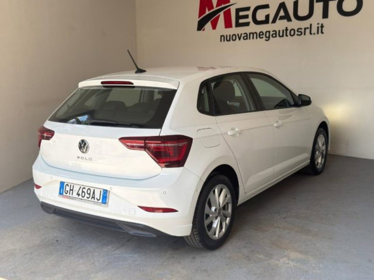 Volkswagen Polo 1.0 tsi Style 95cv (5)