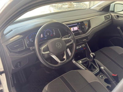 Volkswagen Polo 1.0 tsi Style 95cv (9)